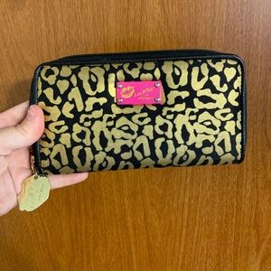 Betsey Johnson wallet